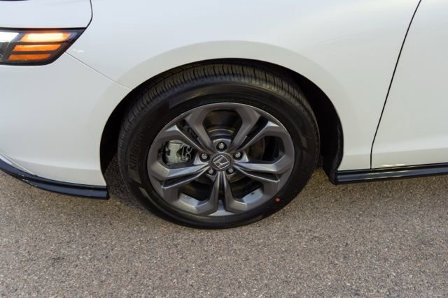 Used 2025 Honda Accord EX-L image 12