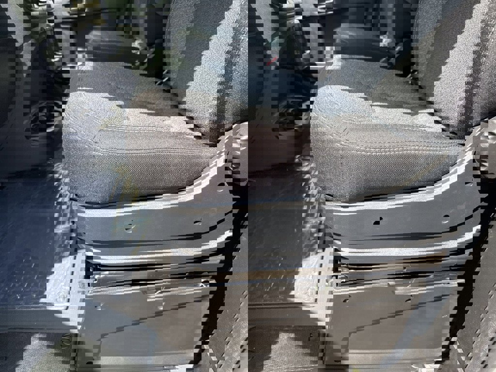 New 2025 RAM ProMaster 2500 w/ Quick Order Package 22G SLT image 12