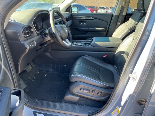 Used 2024 Honda Pilot Elite image 2