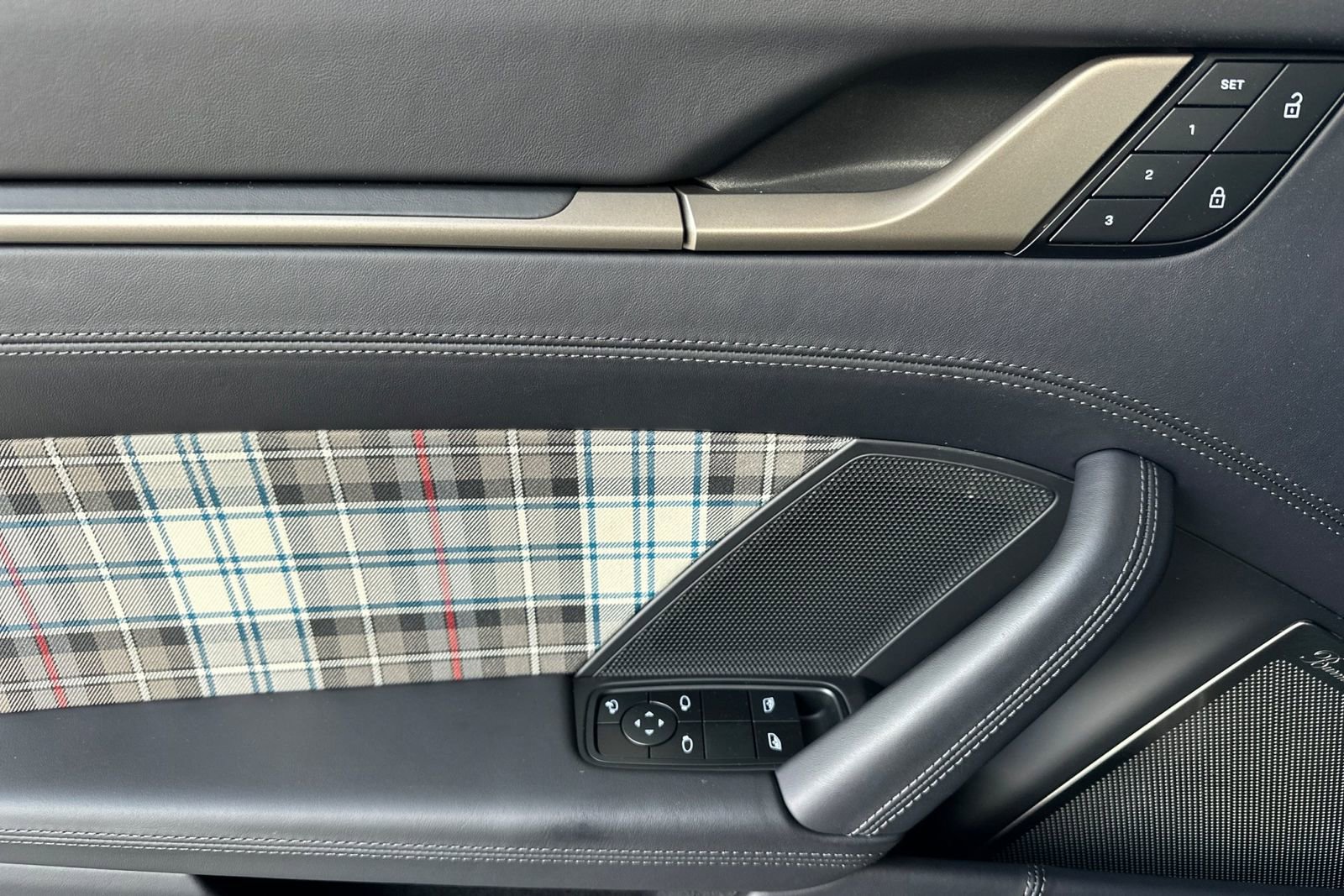 Used 2025 Porsche 911 Turbo image 12