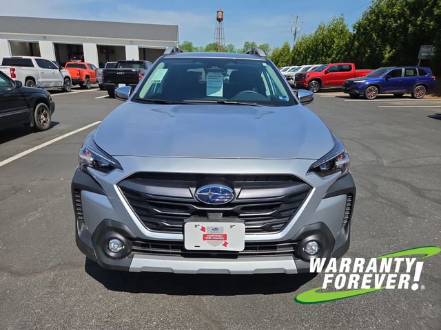 Certified 2025 Subaru Outback Touring AWD/4WD image 2