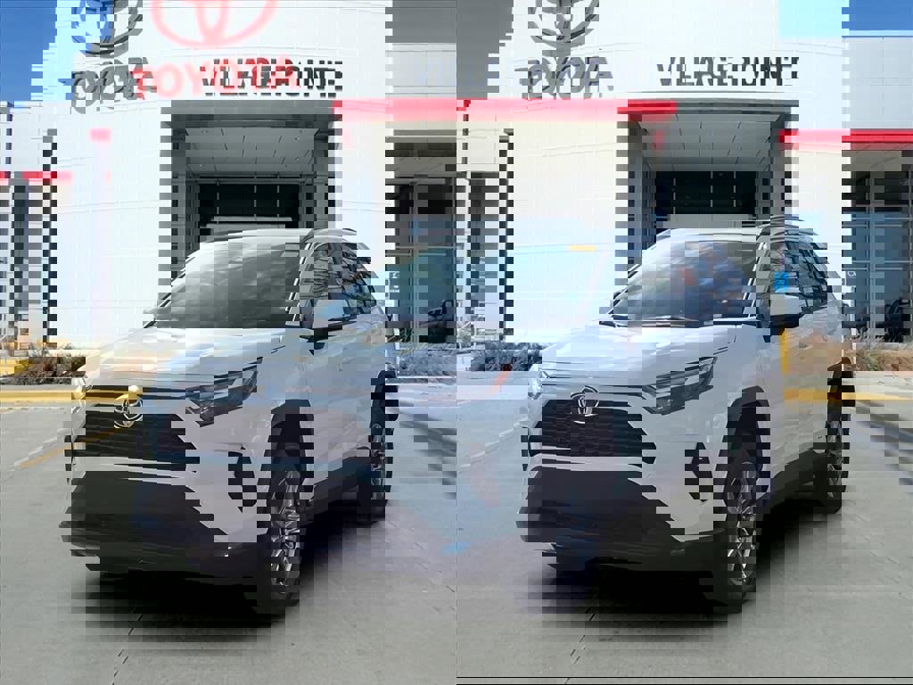 Used 2025 Toyota RAV4 XLE