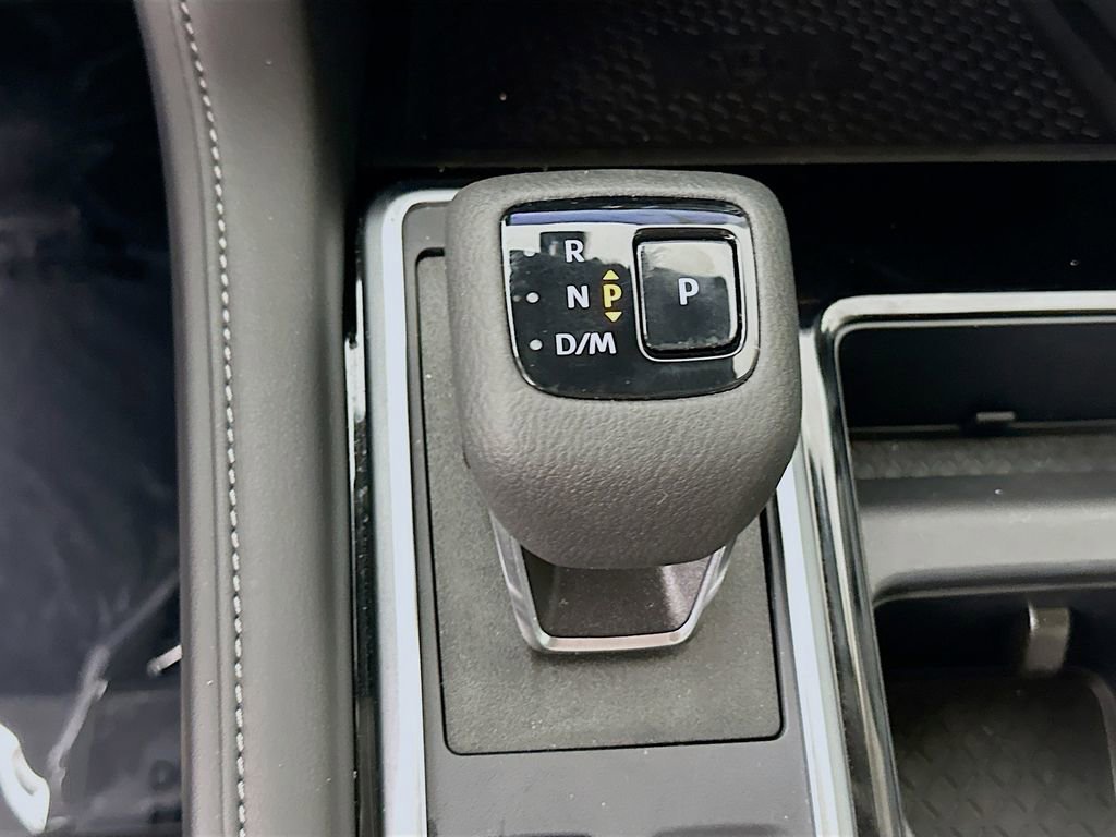 Certified 2025 Nissan Pathfinder SL w/ SL Premium Package AWD/4WD image 24