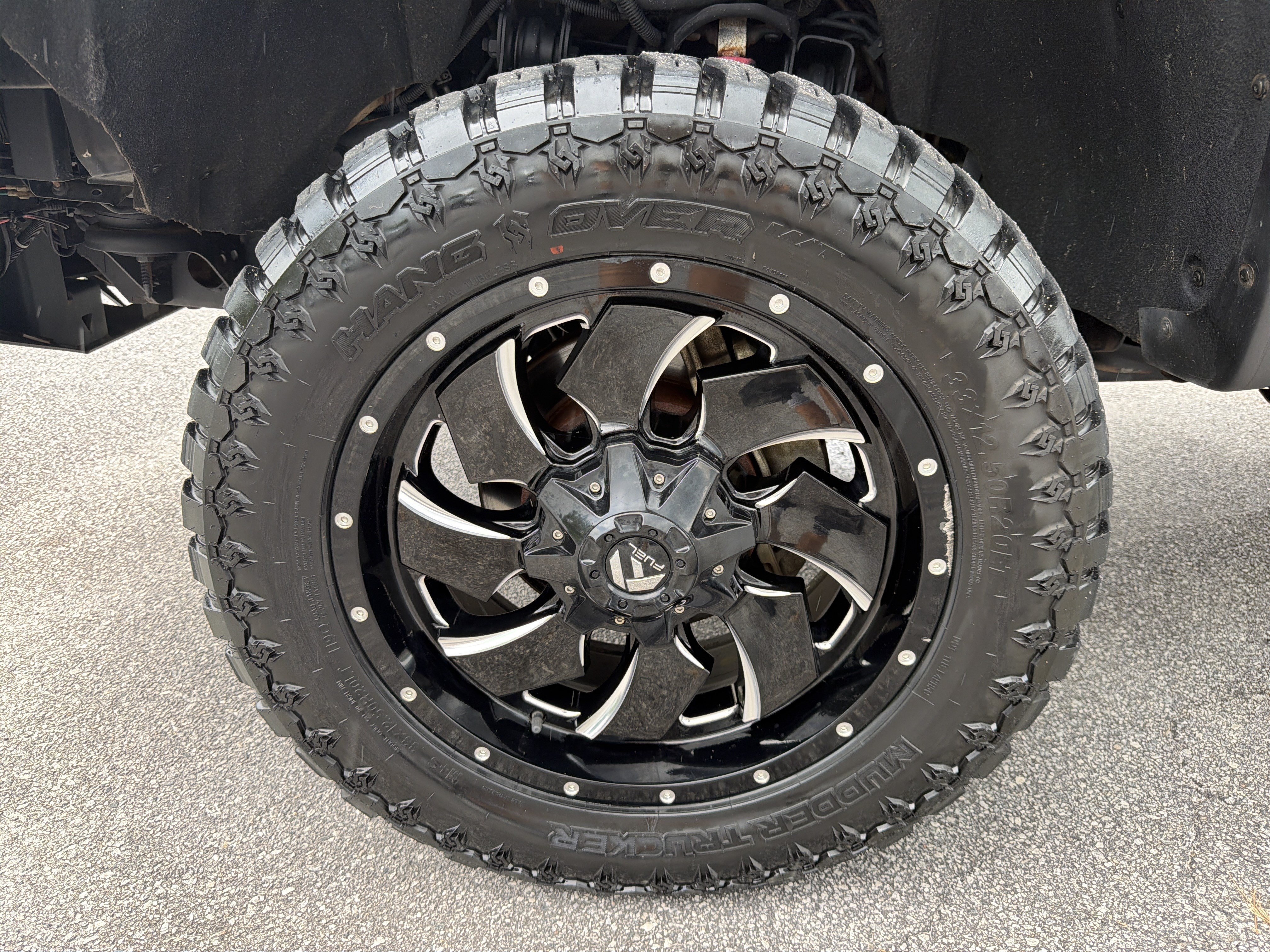 Used 2015 GMC Sierra 2500 Denali w/ Duramax Plus Package AWD/4WD image 12