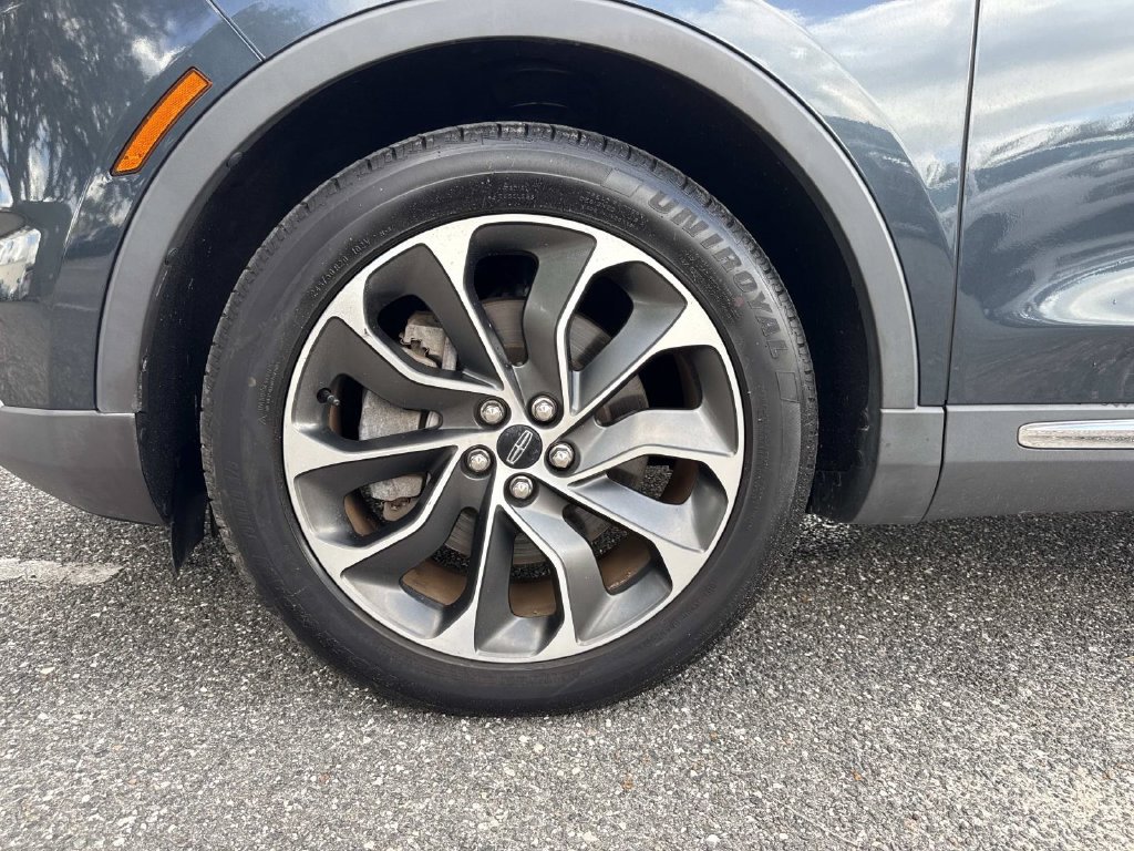 Certified 2021 Lincoln Nautilus Reserve AWD/4WD image 10
