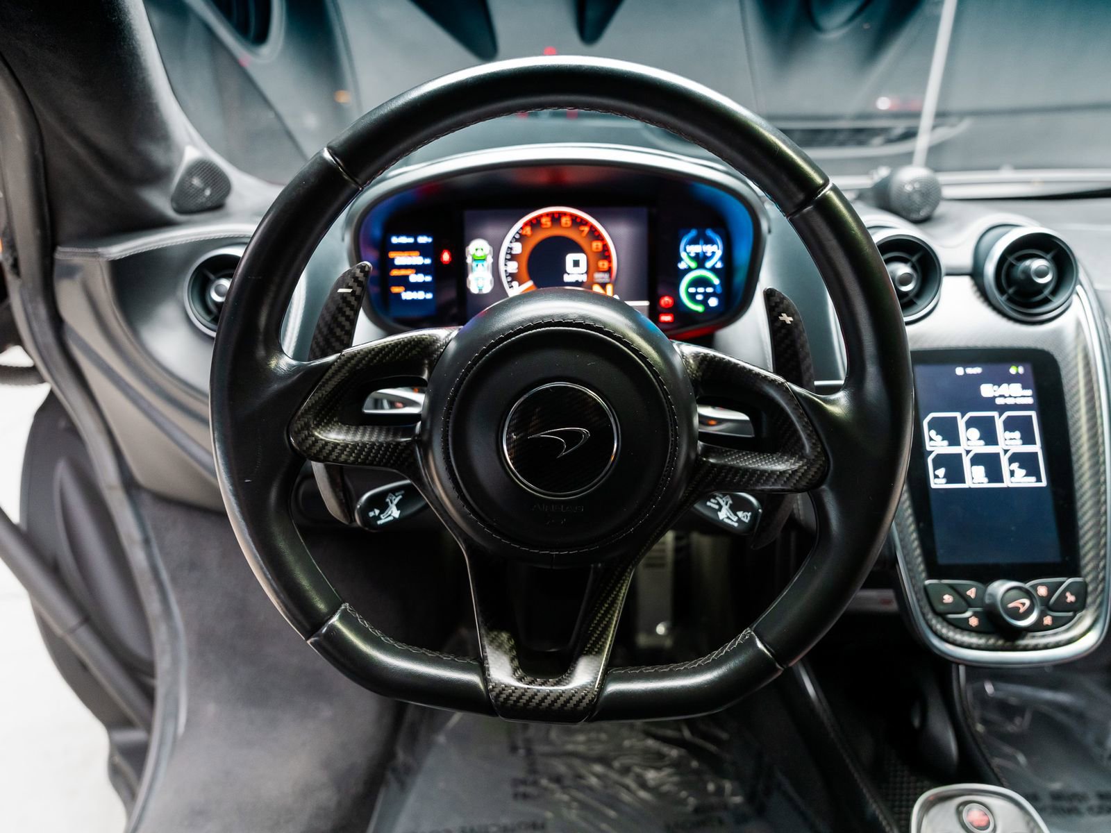 Used 2016 McLaren 570S Coupe RWD image 47