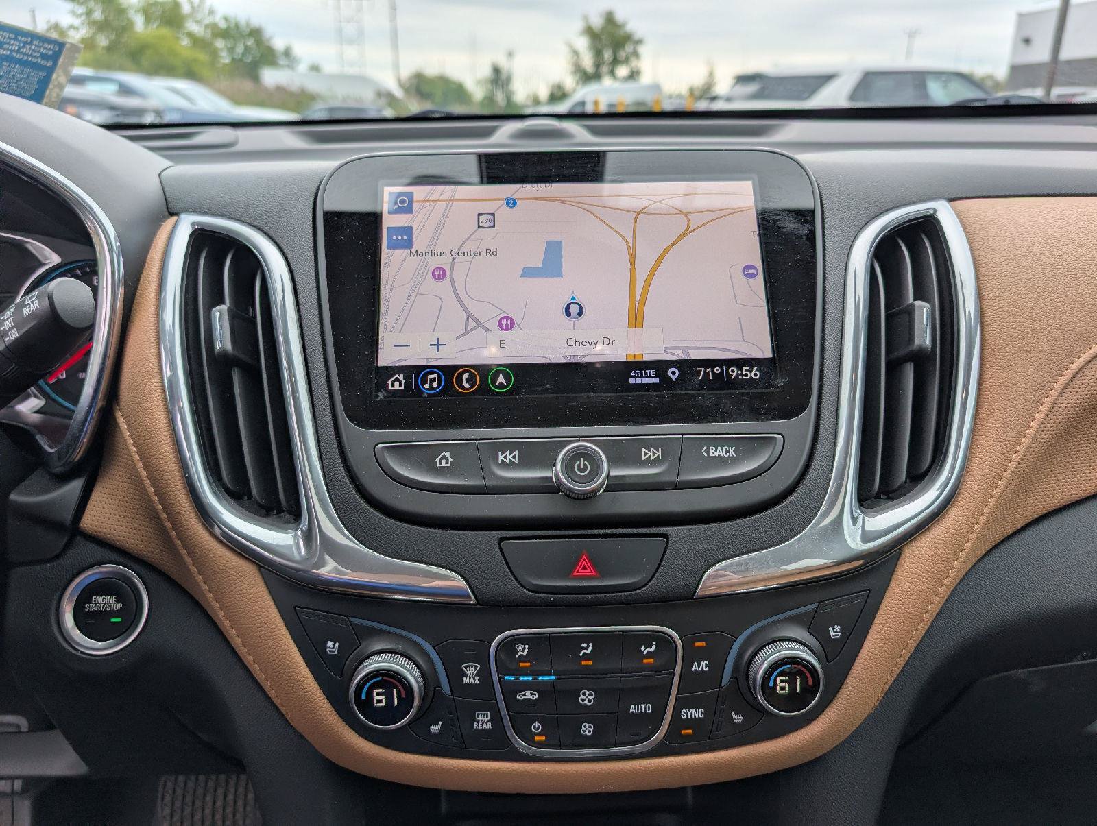 Used 2019 Chevrolet Equinox Premier AWD/4WD image 19
