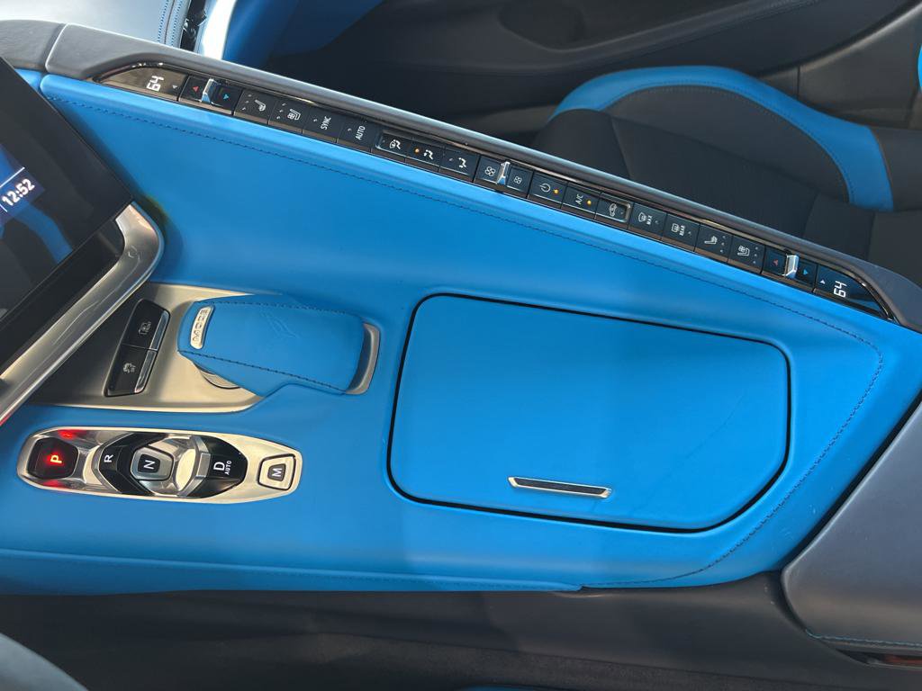 Used 2023 Chevrolet Corvette Stingray Premium Conv w/ Z51 Performance Package image 19