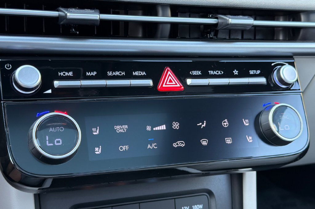 New 2026 Hyundai Tucson Limited AWD/4WD image 18