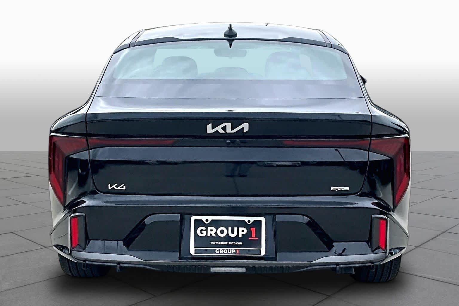 Used 2025 Kia K4 EX w/ GT-Line Sunroof Package FWD image 9