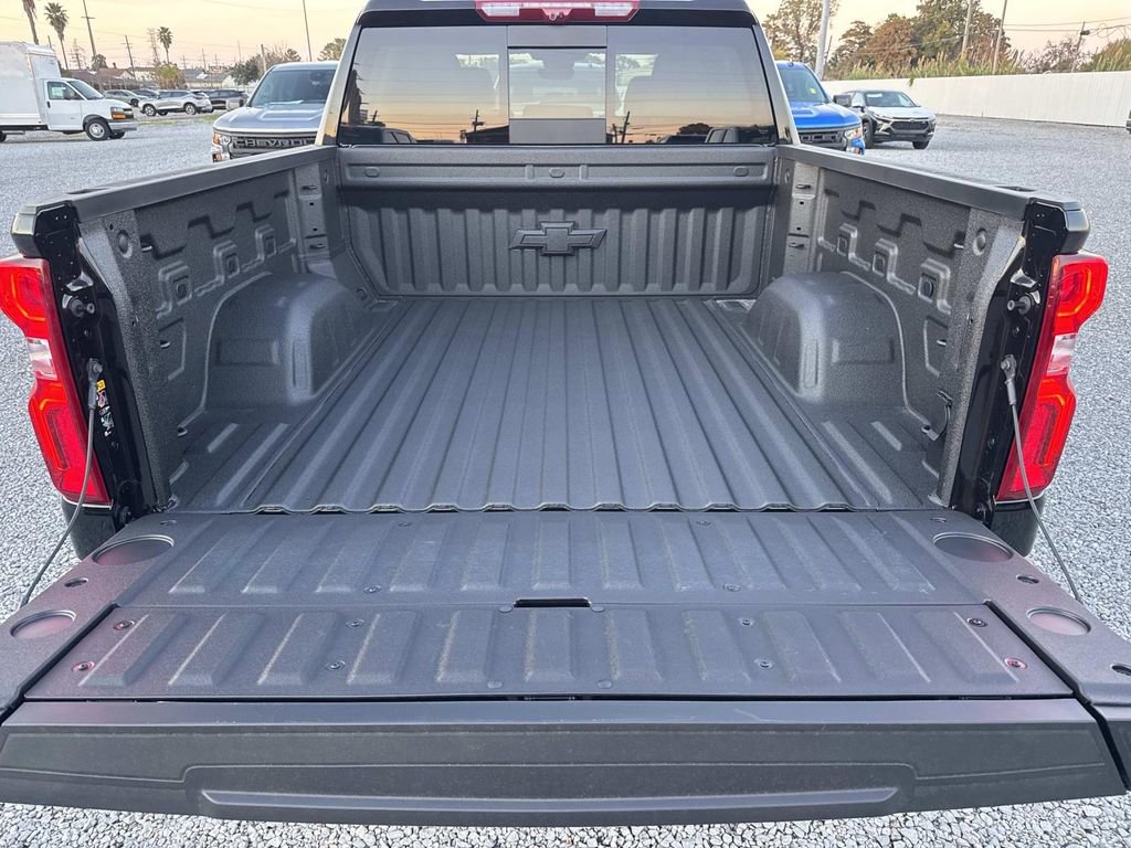 New 2026 Chevrolet Silverado 1500 High Country image 8