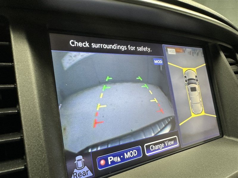 Used 2016 INFINITI QX80 4WD w/ Deluxe Technology Package image 26