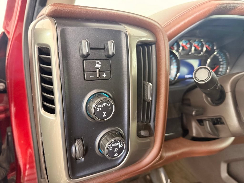 Used 2018 Chevrolet Silverado 1500 High Country w/ LPO, Protection Package AWD/4WD image 31