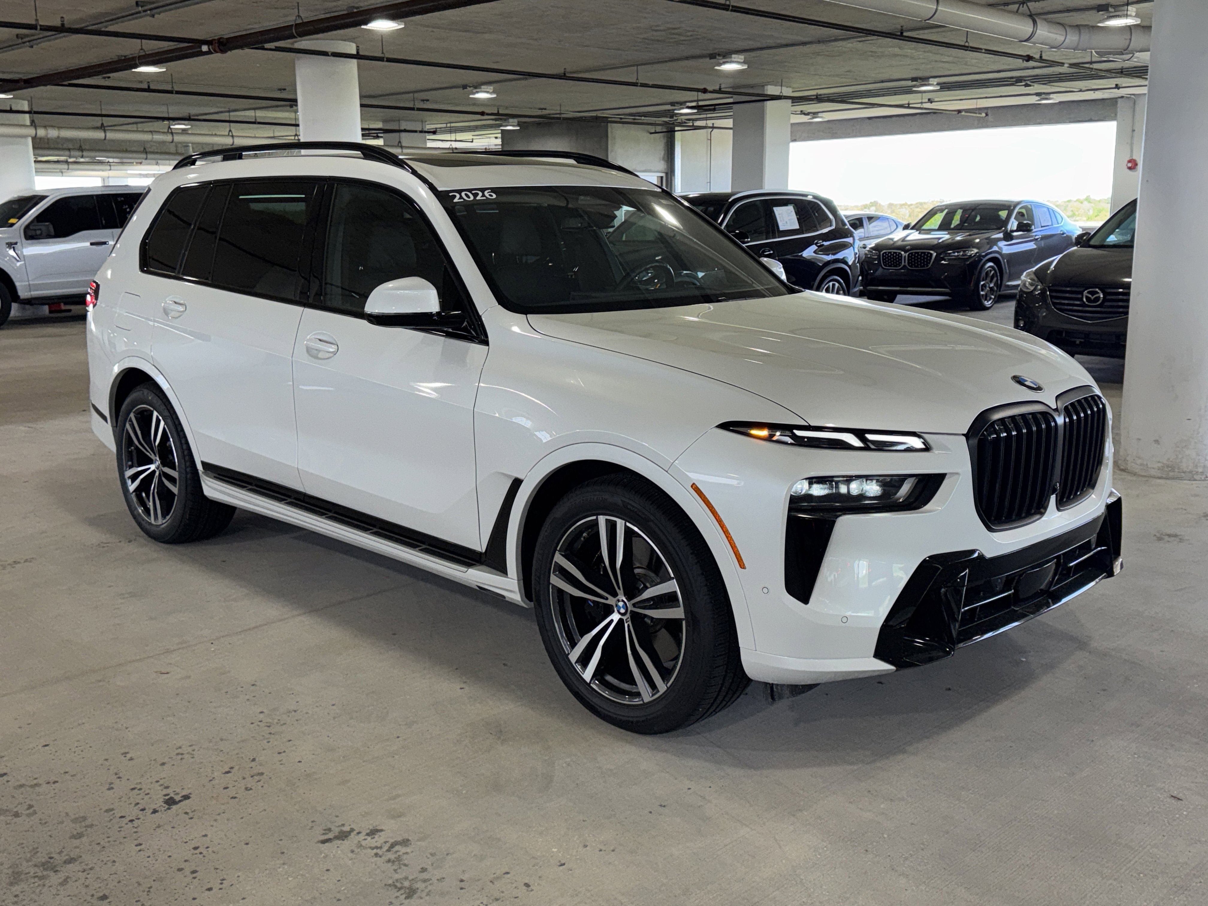 Used 2026 BMW X7 xDrive40i image 2
