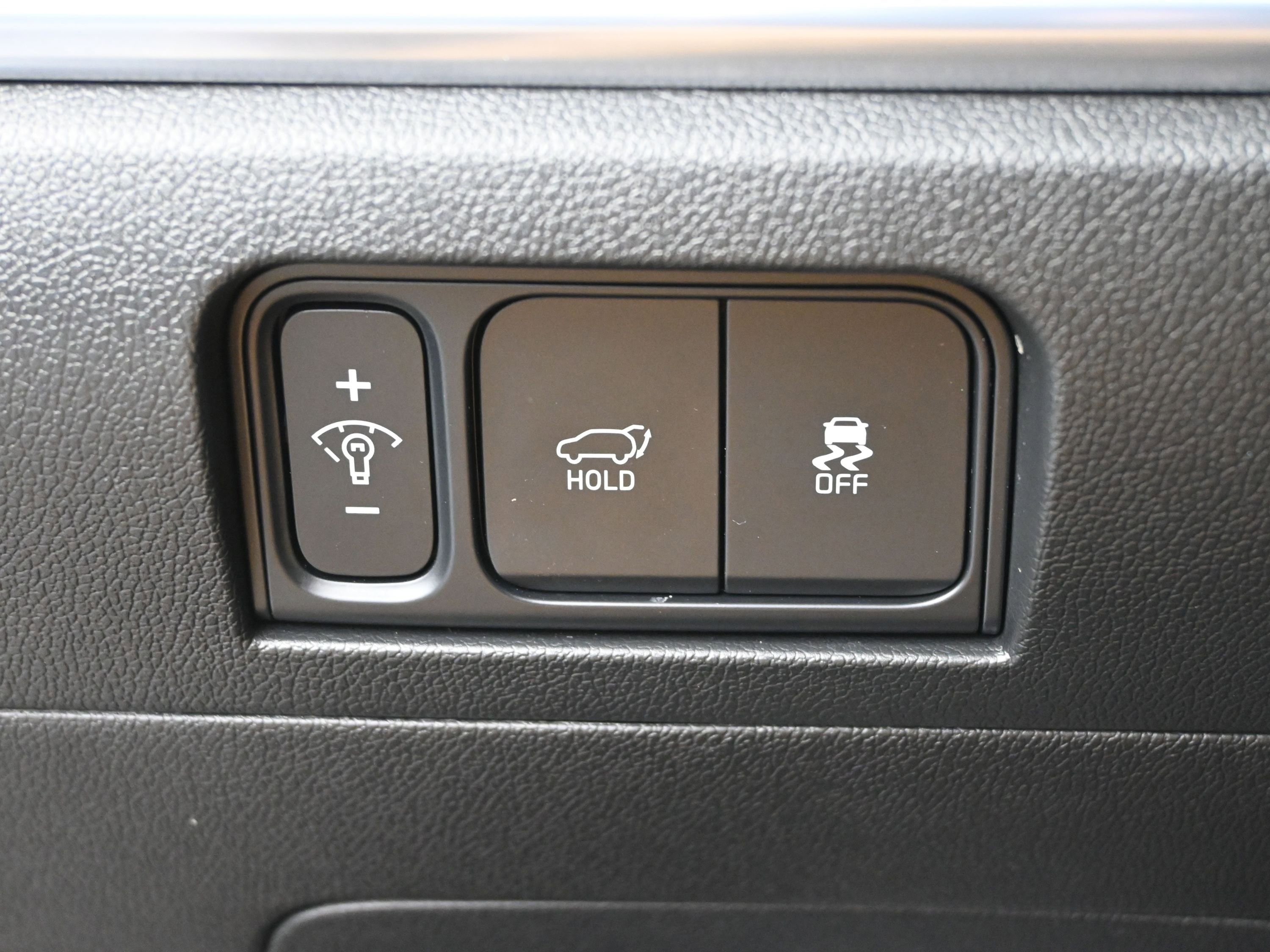 Used 2025 Kia Sorento SX image 12