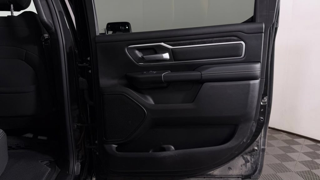 Used 2023 RAM 1500 Big Horn AWD/4WD image 27