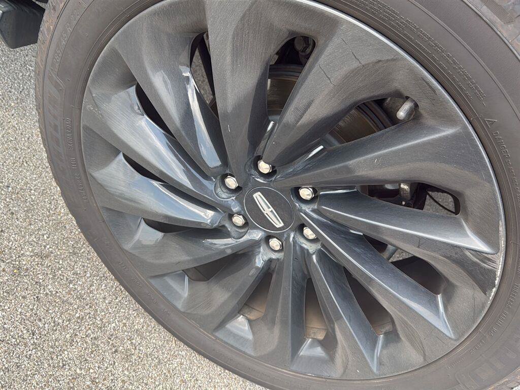 Used 2020 Lincoln Navigator L Reserve w/ Equipment Group 208A Reserve AWD/4WD image 23