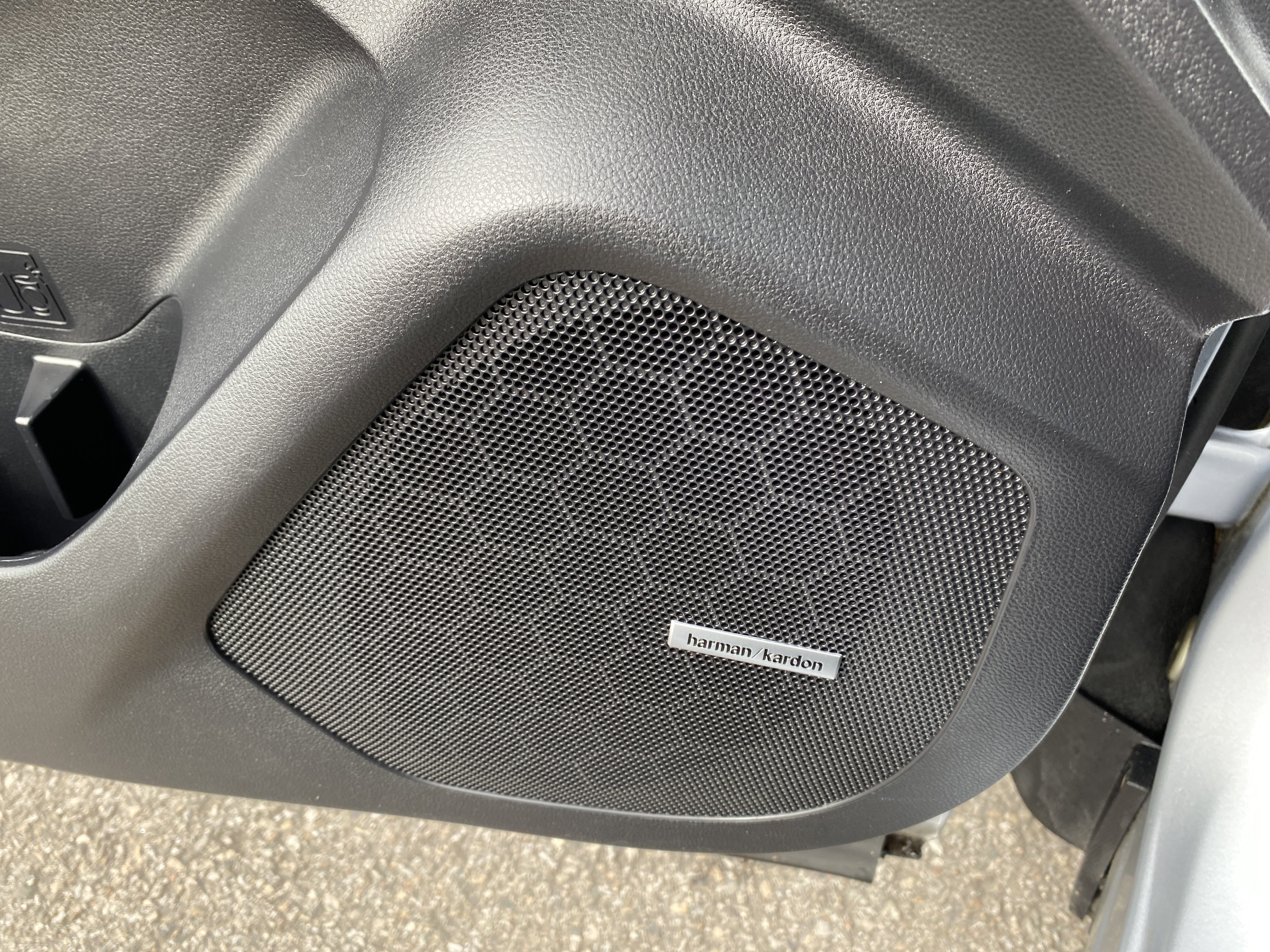 Certified 2023 Subaru Ascent Limited w/ Technology Package image 30