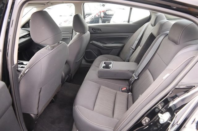 Certified 2024 Nissan Altima 2.5 SV FWD image 9
