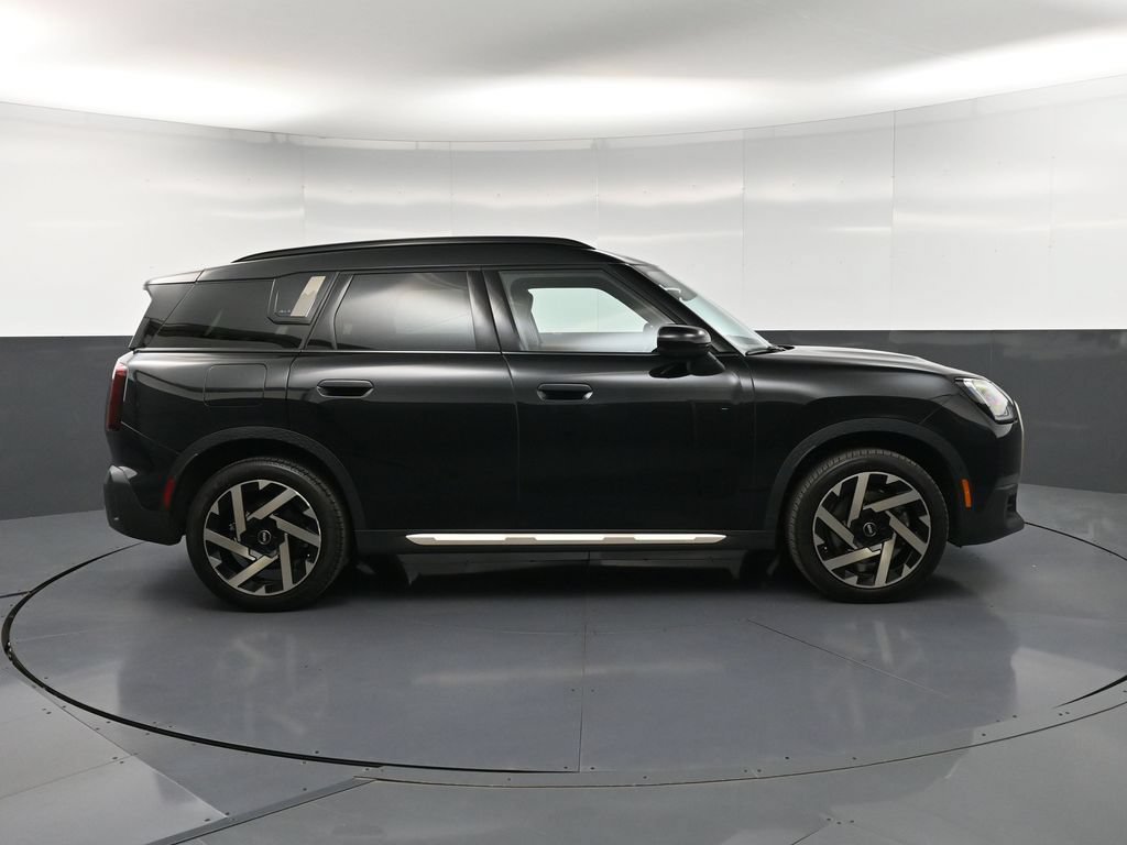 Used 2025 MINI Cooper Countryman S w/ Comfort Package Max AWD/4WD image 9