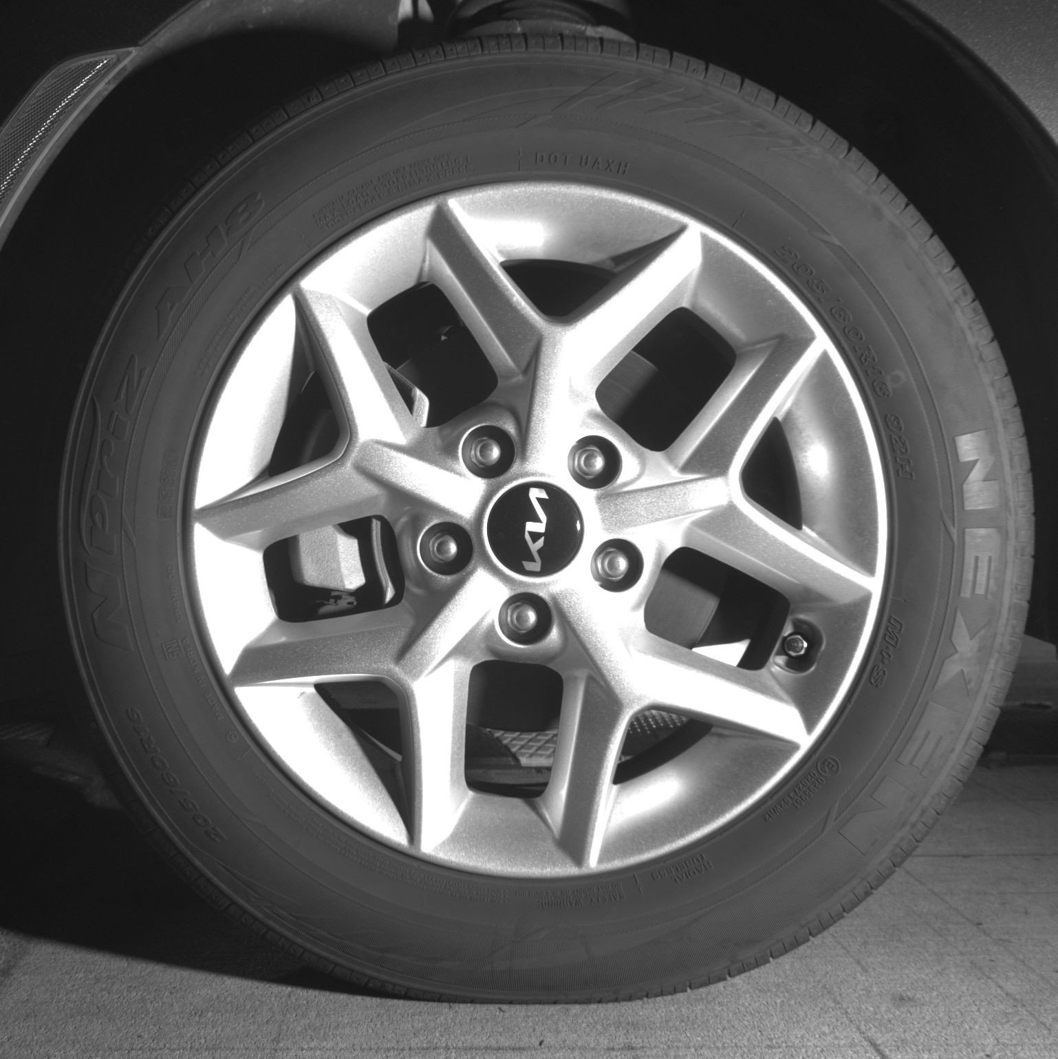 Used 2025 Kia Soul LX w/ LX Technology Package image 12