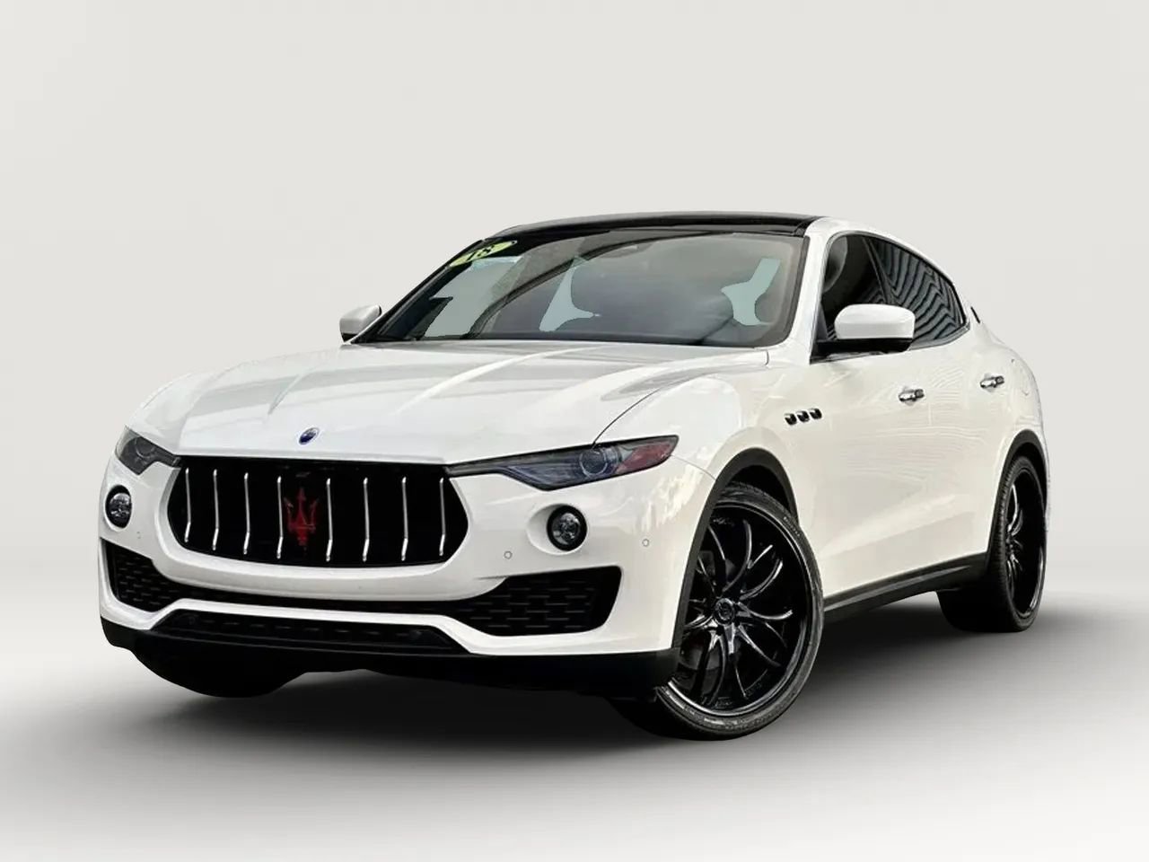 Used 2018 Maserati Levante AWD/4WD image 1