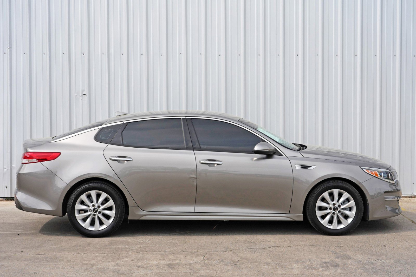 Used 2016 Kia Optima EX image 47