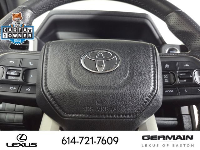 Used 2025 Toyota 4Runner SR5 AWD/4WD image 25