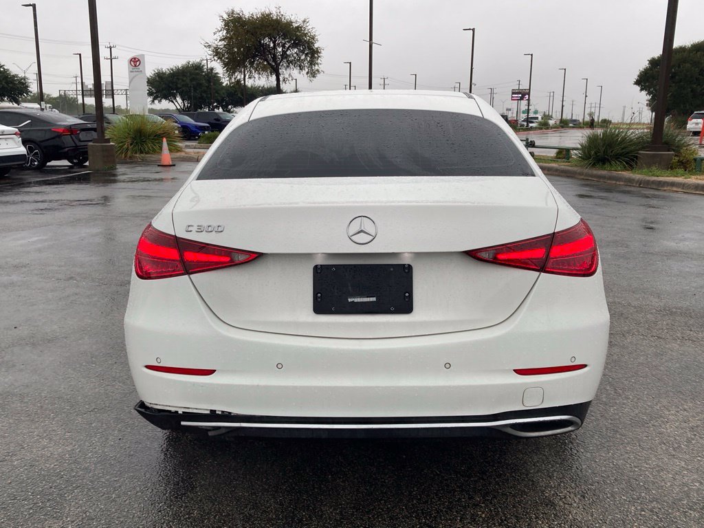 Used 2024 Mercedes-Benz C 300 Sedan image 4