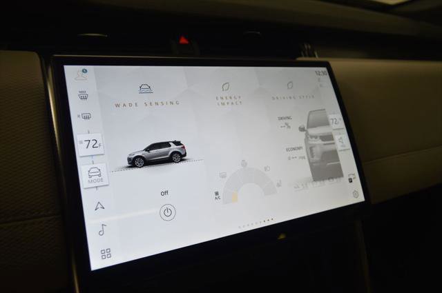 New 2026 Land Rover Discovery Sport Landmark image 28