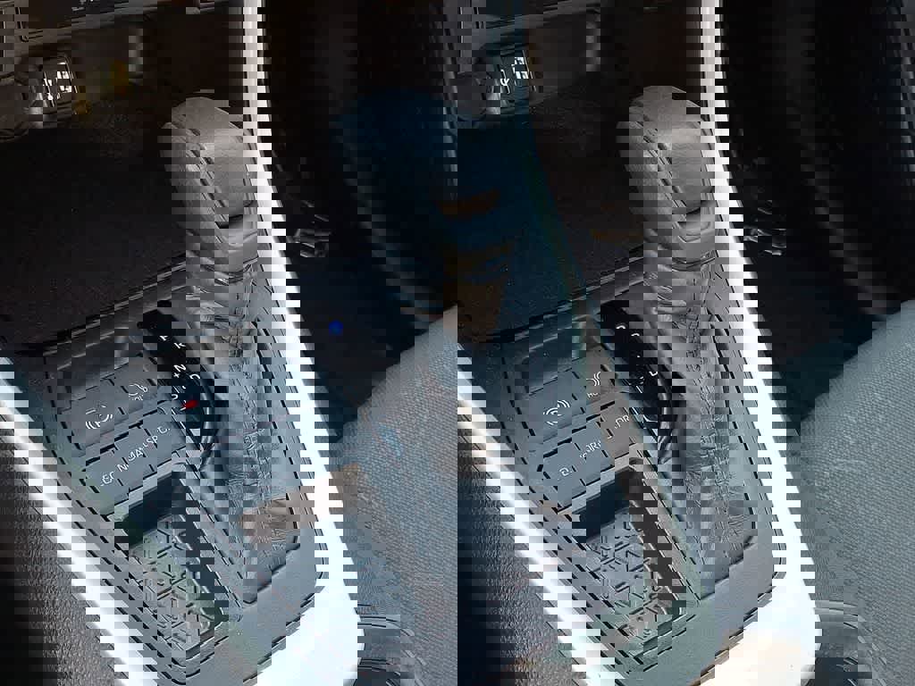 Used 2024 Toyota RAV4 XLE image 14