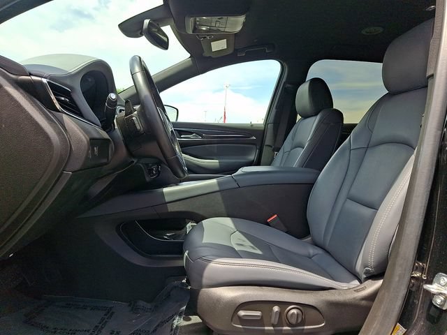 Used 2023 Buick Enclave Essence AWD/4WD image 14