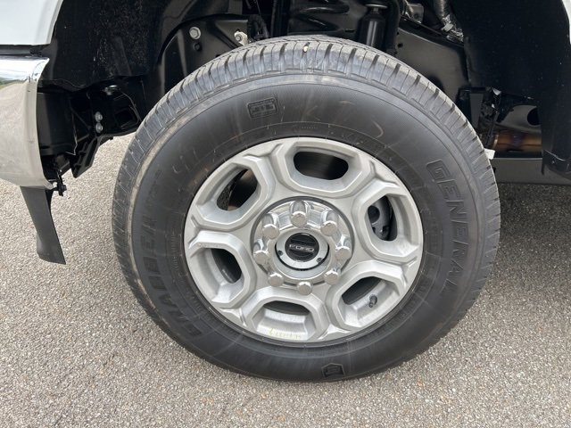 New 2026 Ford F250 XLT image 32