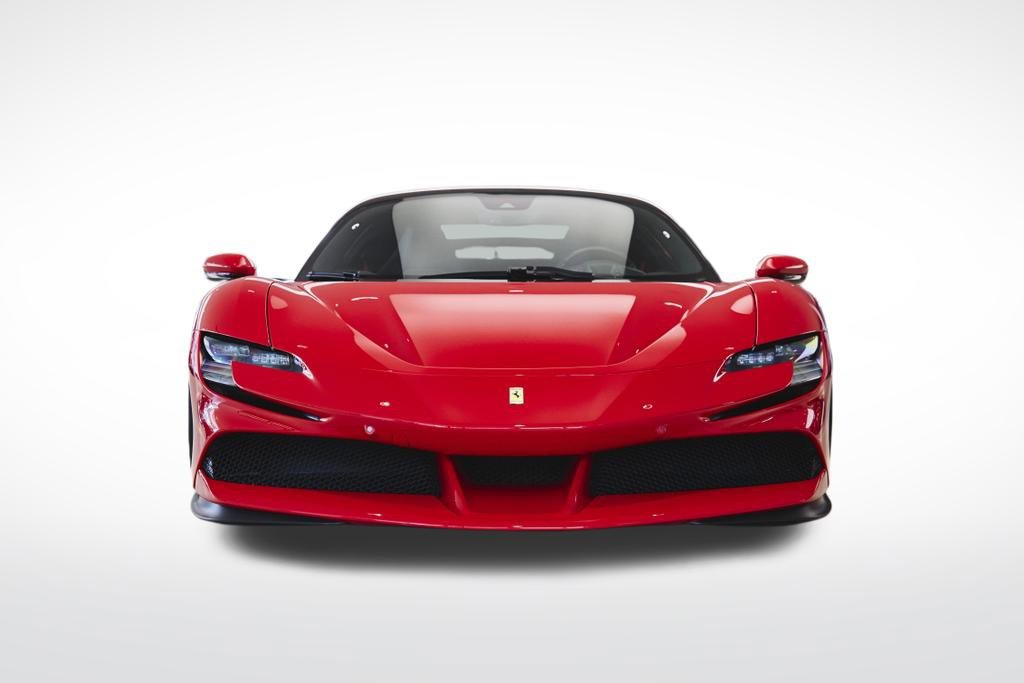 Used 2022 Ferrari SF90 Stradale AWD/4WD image 8
