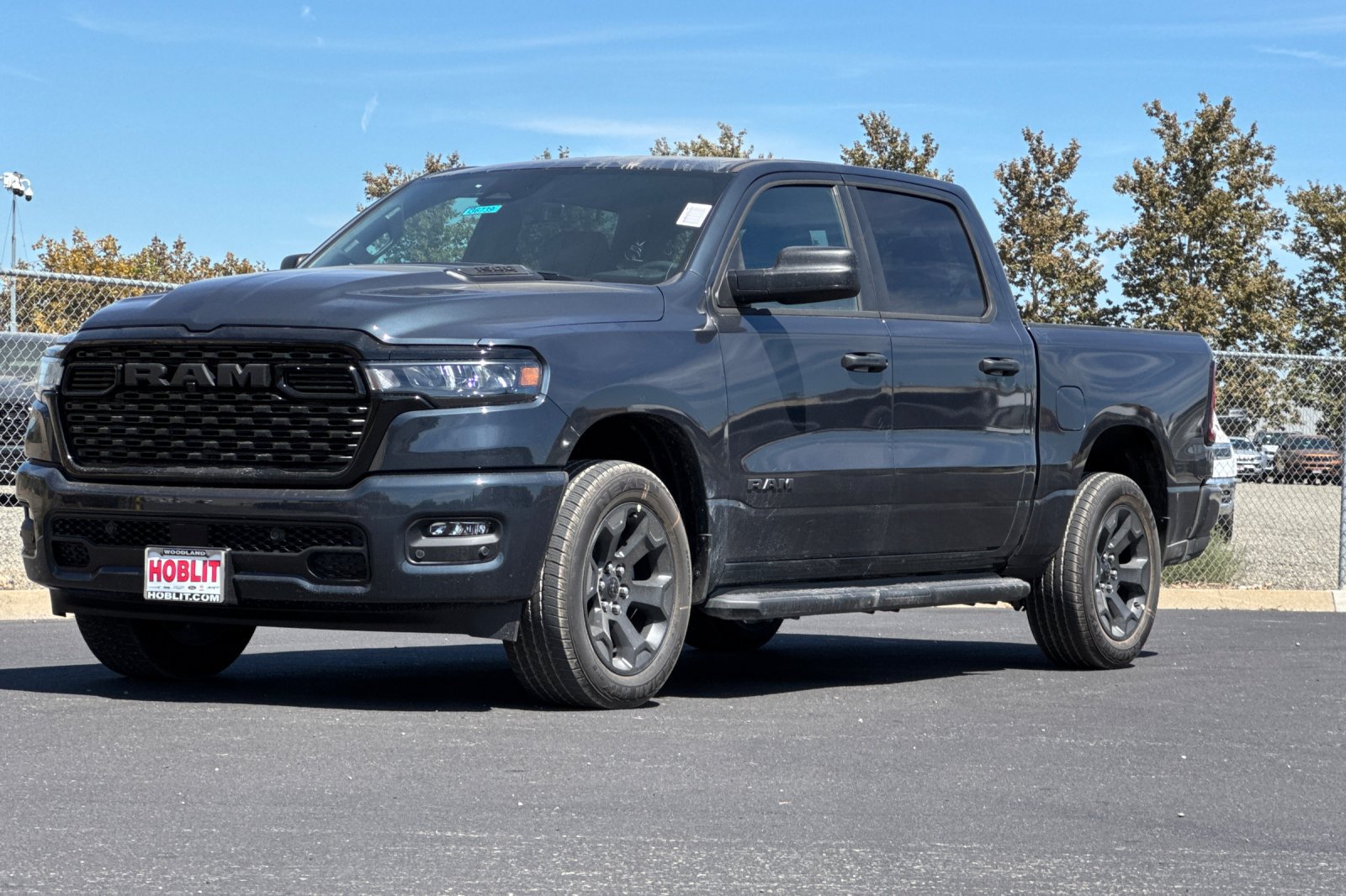 New 2026 RAM 1500 Express AWD/4WD image 7