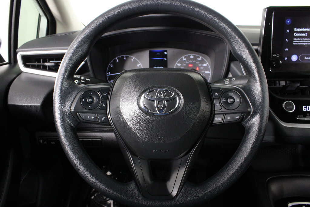 Used 2025 Toyota Corolla LE w/ Convenience Package FWD image 23
