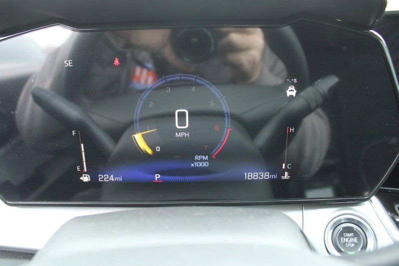 Certified 2024 Chevrolet Trax LT w/ Driver Confidence Package image 19