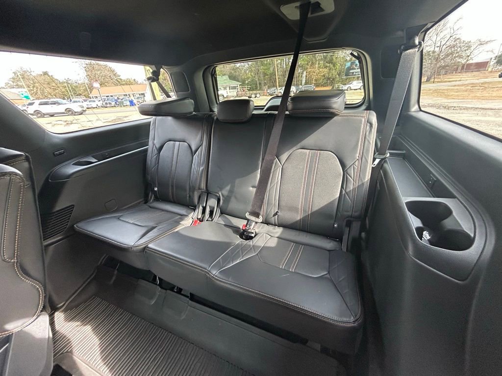 Used 2024 Ford Expedition Max Platinum image 22