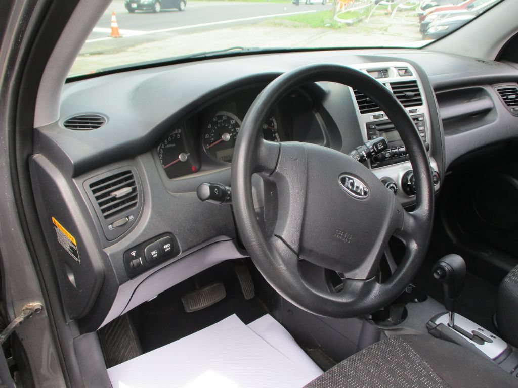Used 2008 Kia Sportage LX AWD/4WD image 11