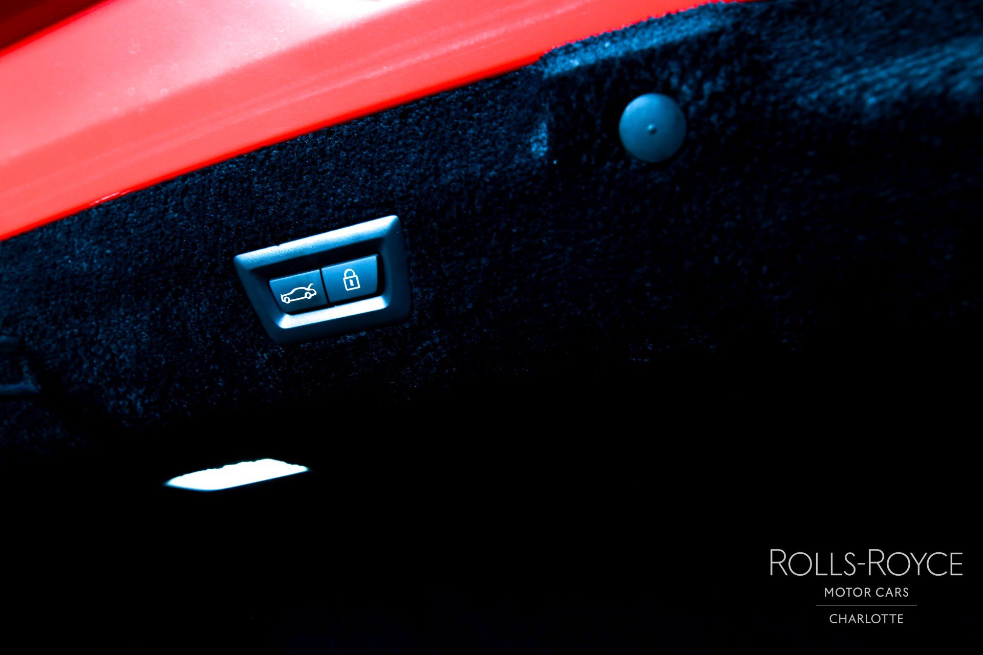 Used 2024 Rolls-Royce Phantom Extended Wheelbase w/ The Phantom Package image 28