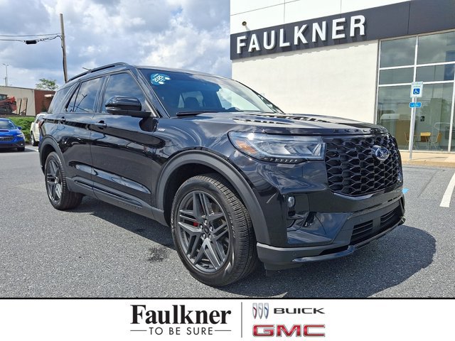 Used 2025 Ford Explorer ST-Line w/ Premium Package