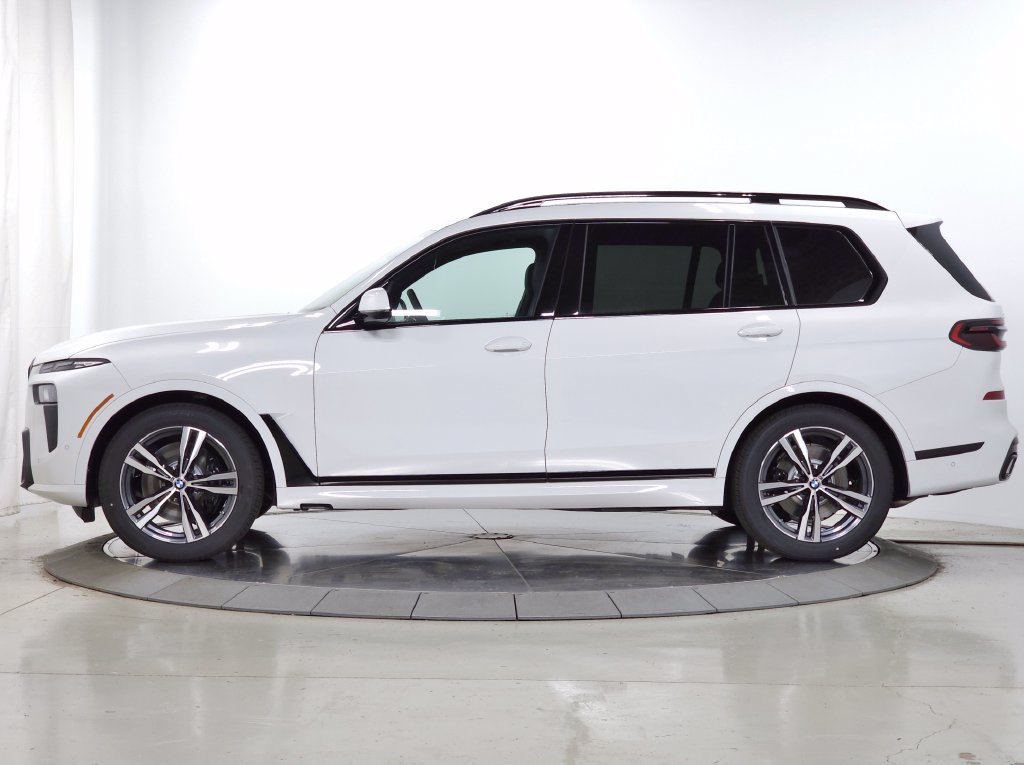 New 2027 BMW X7 xDrive40i w/ Executive Package AWD/4WD image 4