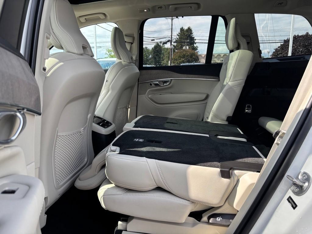 Used 2024 Volvo XC90 T8 Ultimate w/ Protection Package Premier AWD/4WD image 22