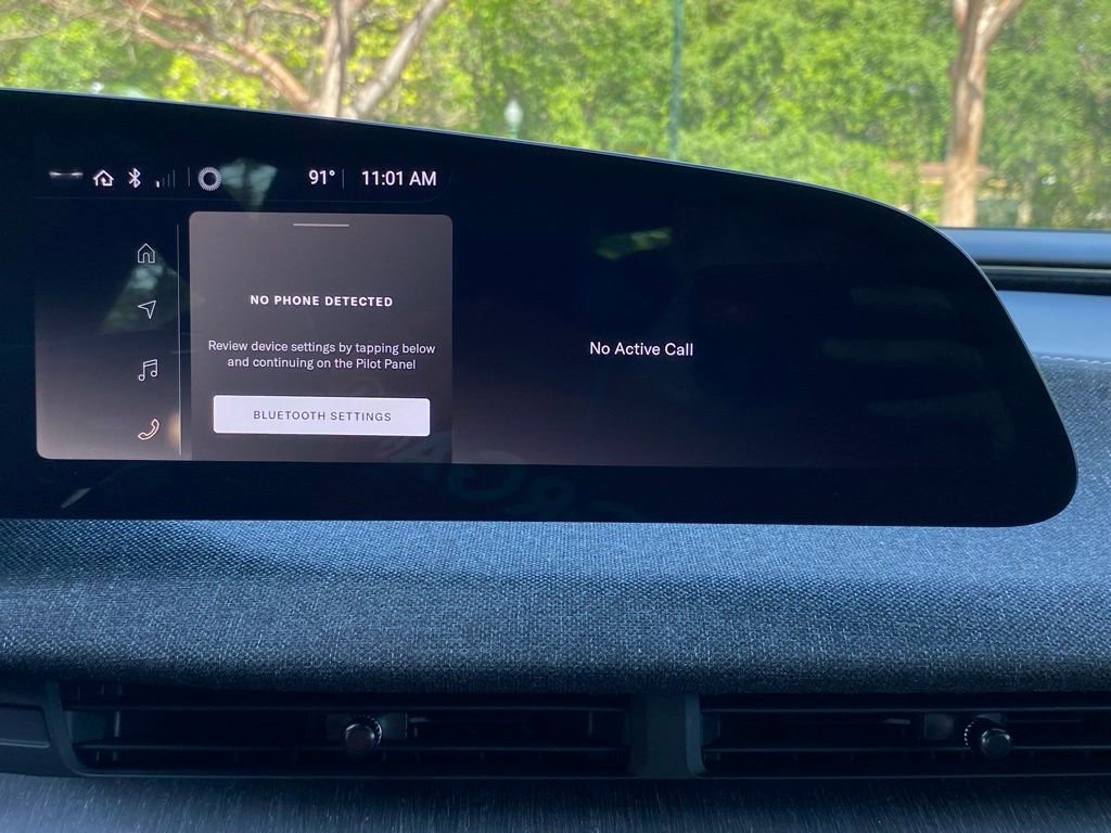 Used 2024 Lucid Air Pure RWD image 18