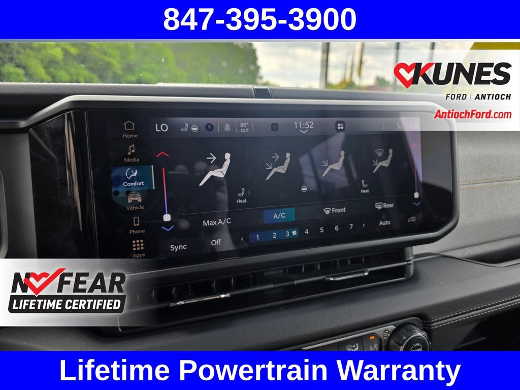 Used 2025 Jeep Wrangler Unlimited Sahara AWD/4WD image 52