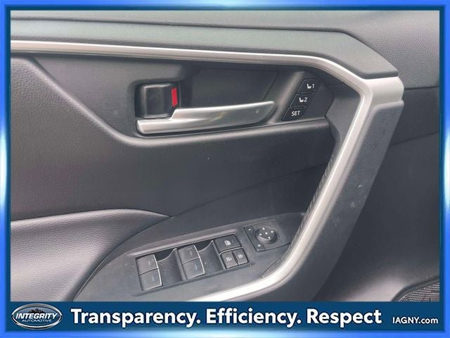 Used 2023 Toyota RAV4 XLE Premium AWD/4WD image 18