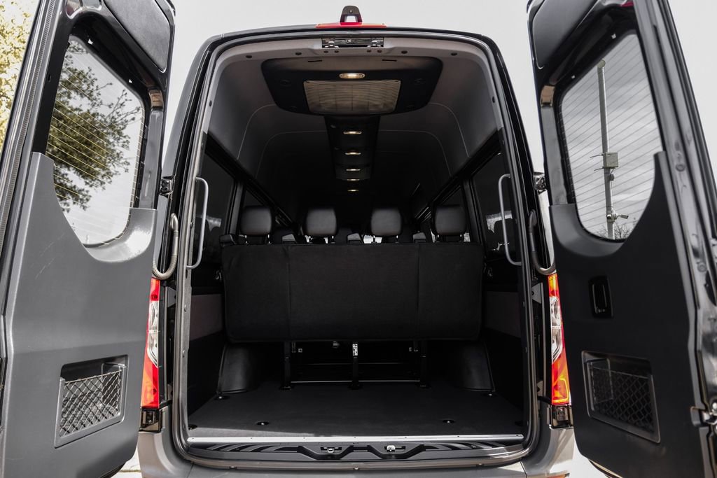 Used 2025 Mercedes-Benz Sprinter 2500 w/ Dashboard Charging Package image 52