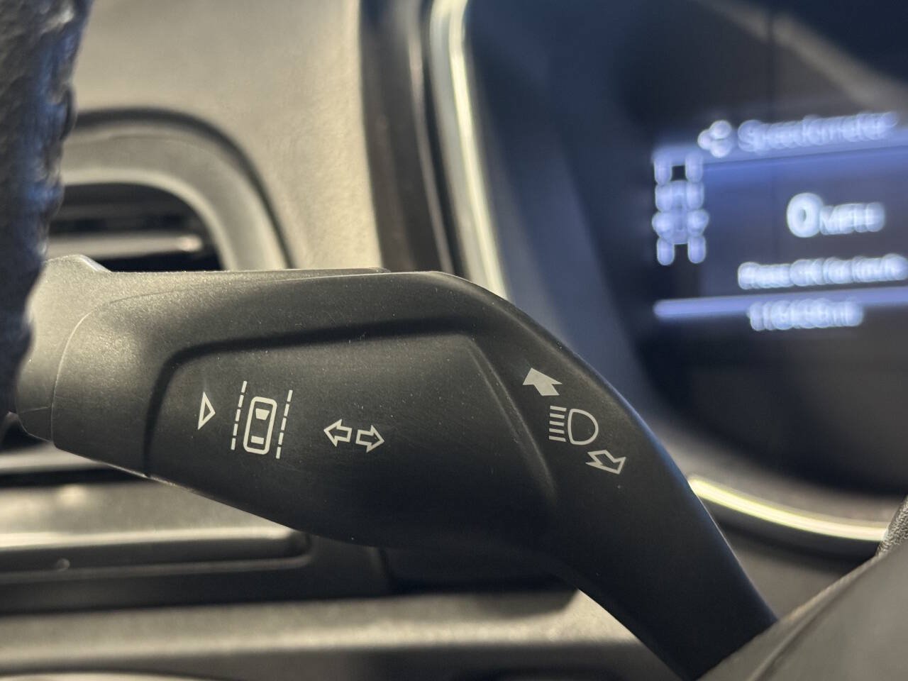 Used 2017 Ford Fusion Energi Titanium FWD image 32