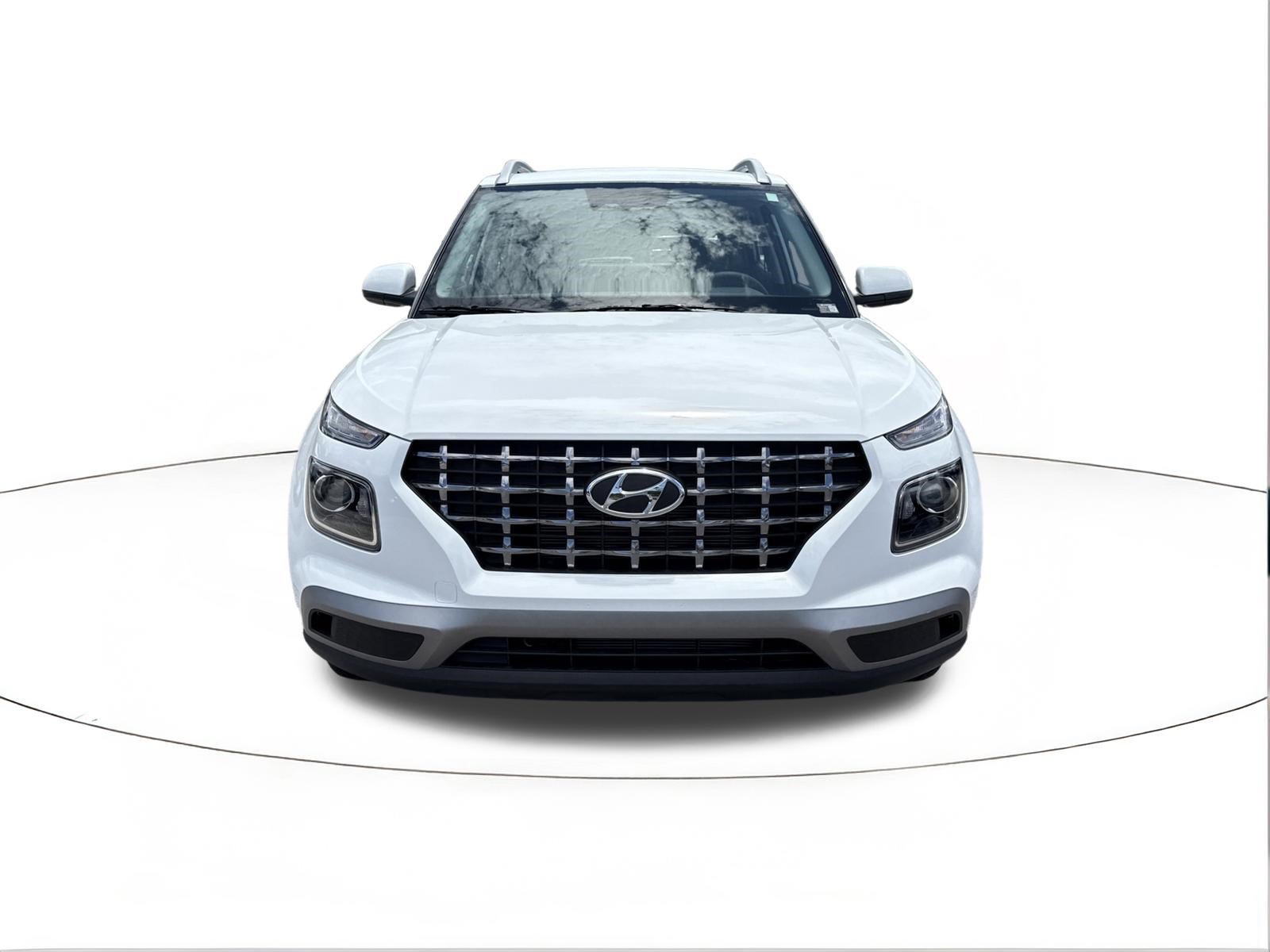 New 2026 Hyundai Venue SEL FWD image 8