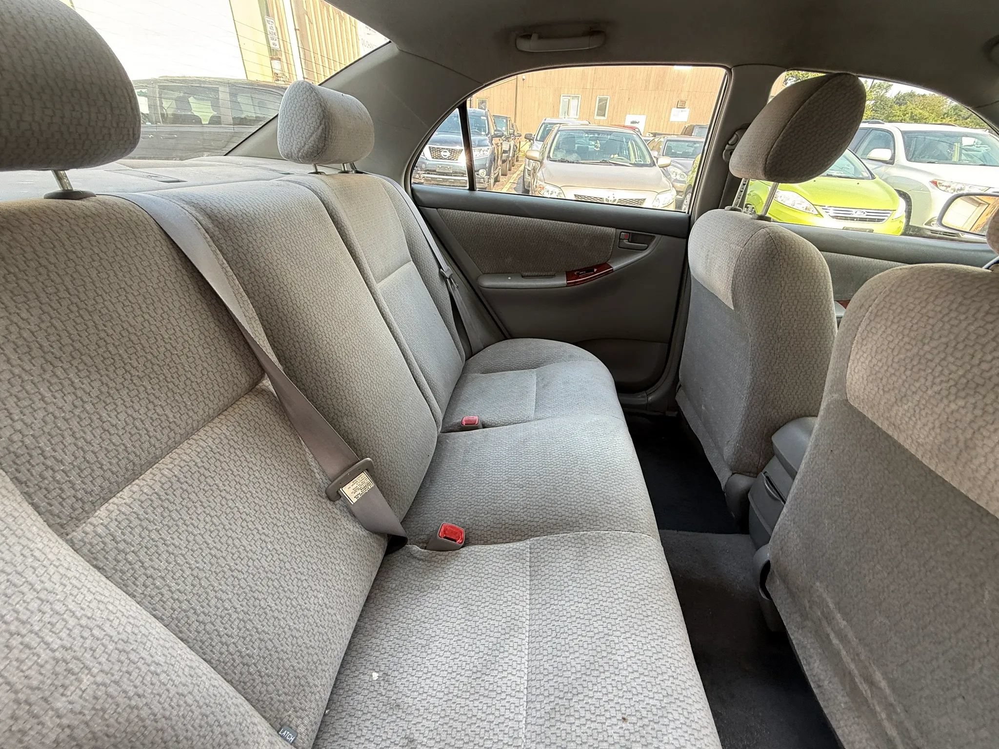 Used 2004 Toyota Corolla LE FWD image 12
